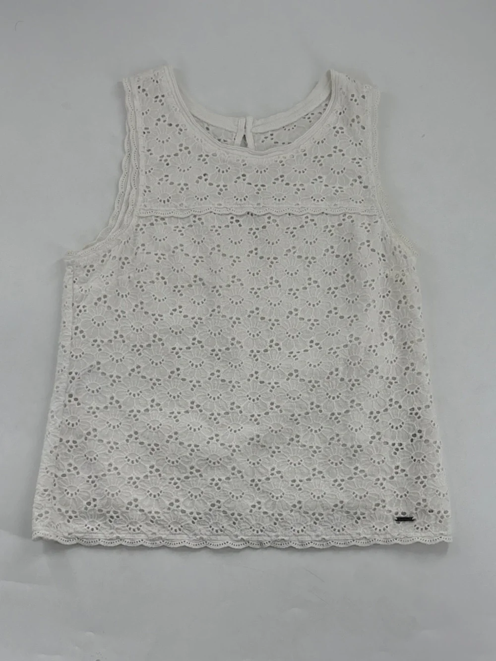 Abercrombie & Fitch White Eyelet Lace Sleeveless Top - Picture 1 of 7